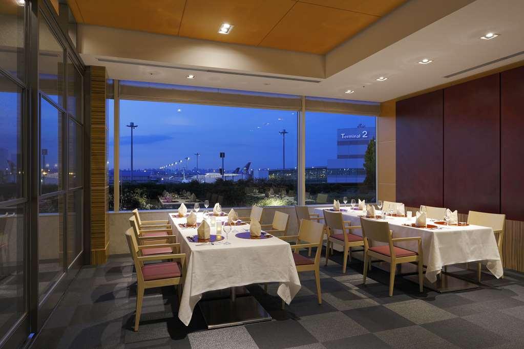 Haneda Excel Hotel Tokyu Haneda Airport Terminal 2 Токио Ресторан фото